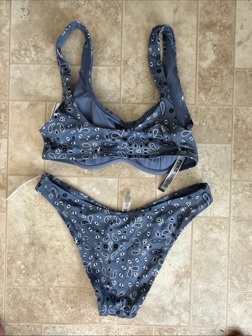 PINK Victoria's Secret Blue Paisley Underwire Bikini Set - Picture 7 of 7